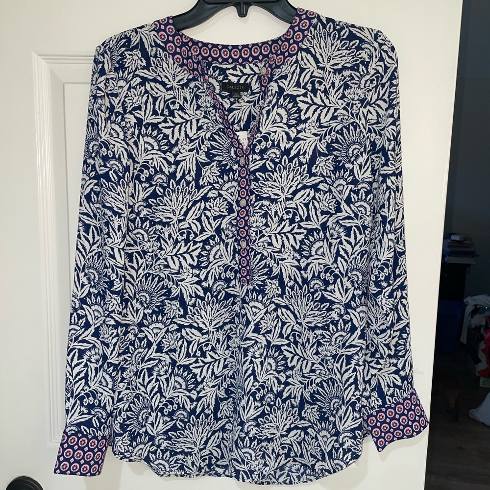 Talbots Navy and Pink Floral Blouse size XS (extra small) NWT